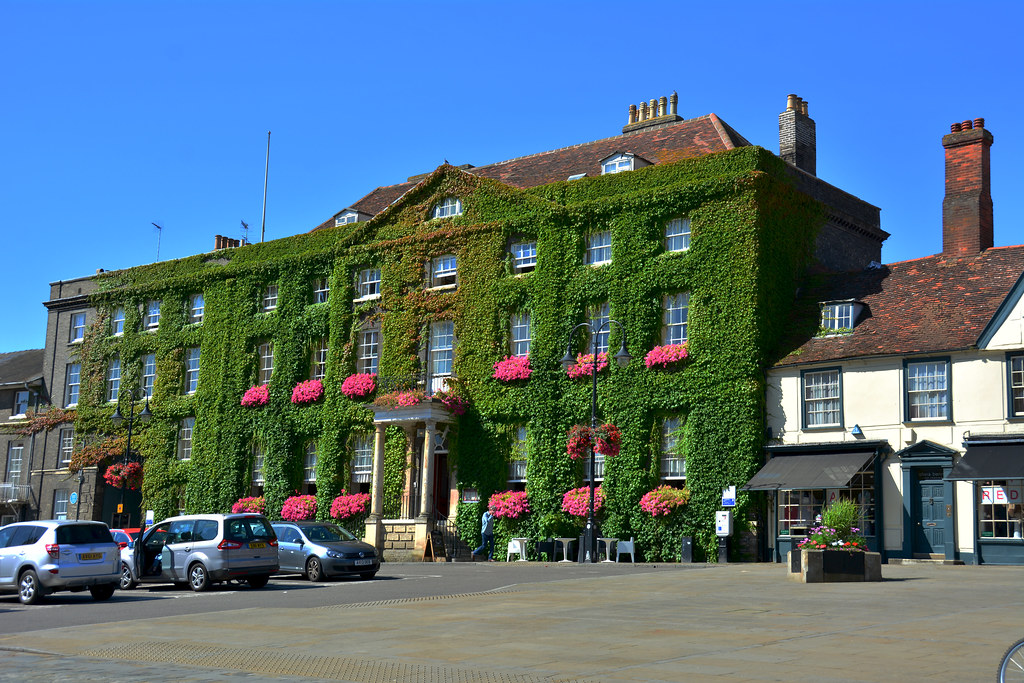 The Angel Hotel, Bury St Edmunds, Art-filled Dining Room, Abbey Gardens, The Angel Eaterie 