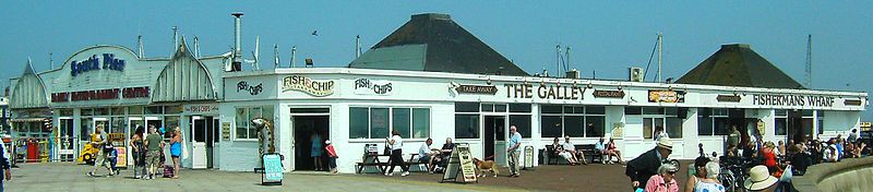 800px-the south pier%2c family entertainment centre%2c lowestoft